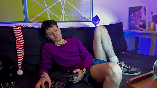 Dioniso guy8 online show from December 19, 8:38 pm