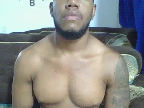 BenjaminCol  online show from December 19, 3:46 am