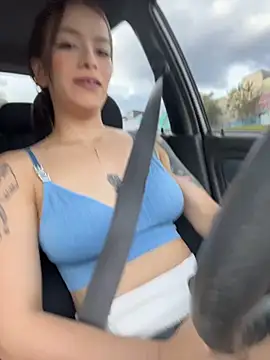 alysa g  online show from June 18, 10:03 pm