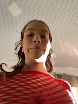 alysa g  online show from July 24, 10:30 pm