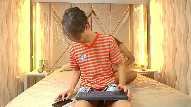 Couplex xxx online show from September 26, 1:31 am