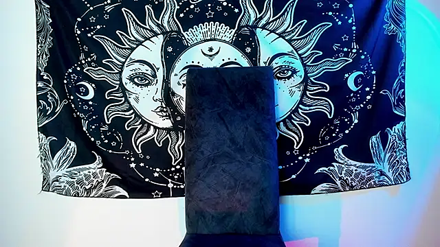 Calita sexy1 online show from October 31, 8:10 pm