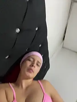 Mia jhoonson online show from November 10, 2:21 am