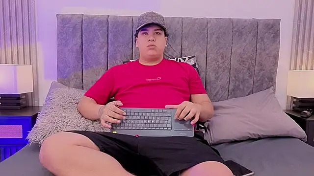 Naim Bennetsex online show from September 18, 4:31 pm