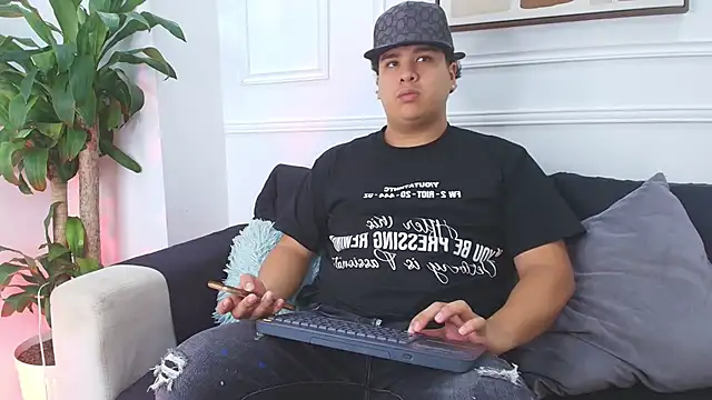 Naim Bennetsex online show from October 15, 6:30 pm