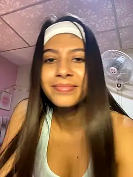 Snapshot of Lenapink19 chatting on November 10, 11:59 pm Lenapink19 online show from November 10, 11:59 pm