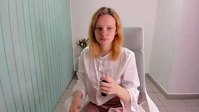 Snapshot of Elieiza_xo chatting on September 11, 5:07 am Elieiza xo online show from September 11, 5:07 am