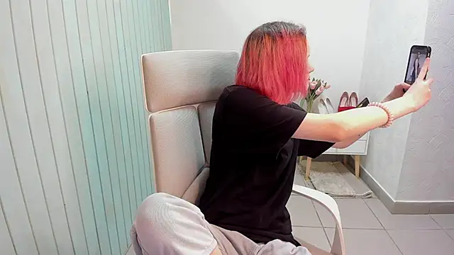 Snapshot of Elieiza_xo chatting on September 18, 2:35 am Elieiza xo online show from September 18, 2:35 am