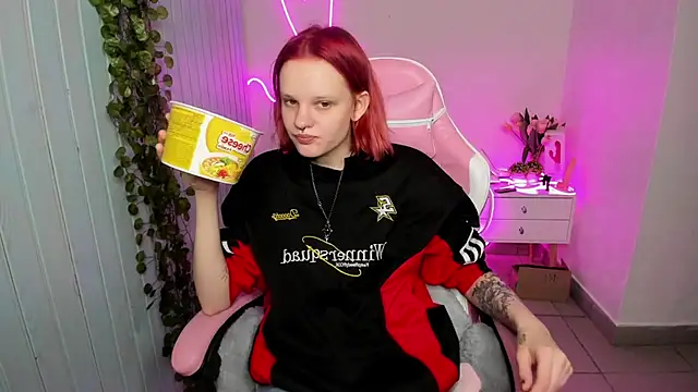 Snapshot of Elieiza_xo chatting on October 28, 10:30 am Elieiza xo online show from October 28, 10:30 am