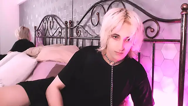 whitenyx online show from September 19, 10:10 pm