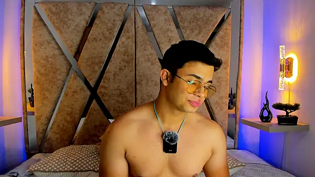 jayd muscle online show from October 22, 5:41 am