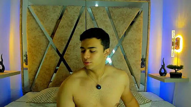 jayd muscle online show from October 31, 4:57 am