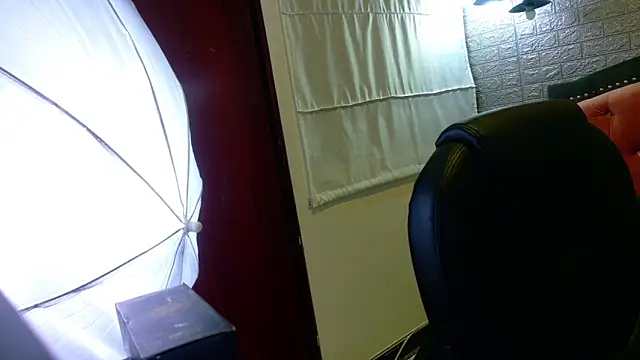 Natalie loffreda online show from October 20, 3:51 am