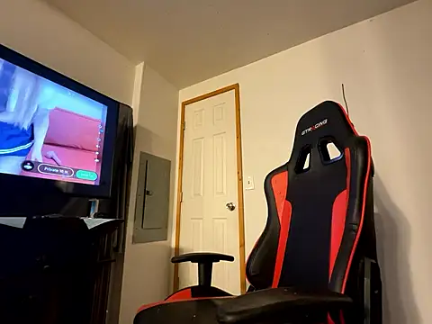 cumitted online show from January 13, 2:00 pm