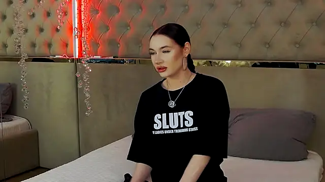 RoxyDoll  online show from October 15, 5:13 pm