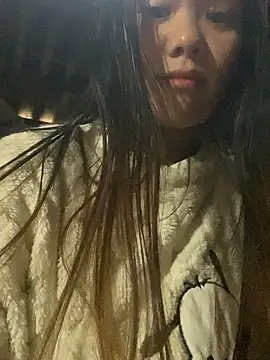 Snapshot of PhanHaa chatting on January 9, 12:35 am PhanHaa online show from January 9, 12:35 am