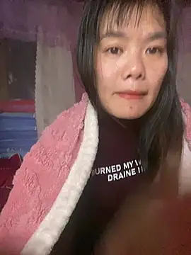 Snapshot of PhanHaa chatting on January 17, 1:16 pm PhanHaa online show from January 17, 1:16 pm