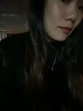 Snapshot of PhanHaa chatting on February 26, 1:43 pm PhanHaa online show from February 26, 1:43 pm