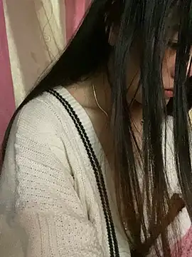 Snapshot of PhanHaa chatting on March 12, 12:28 am PhanHaa online show from March 12, 12:28 am