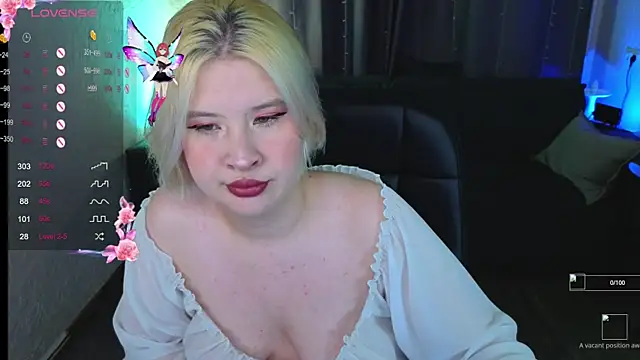 alana moons online show from September 9, 9:36 pm