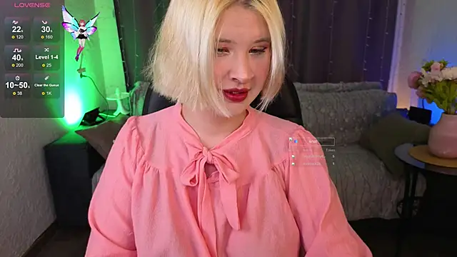 alana moons online show from September 17, 10:00 pm