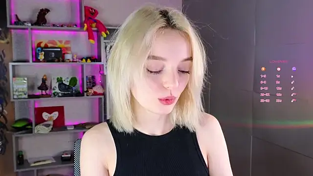 ShizukaBlanche online show from September 12, 3:06 am