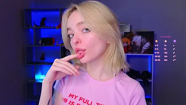 ShizukaBlanche online show from September 15, 3:17 am