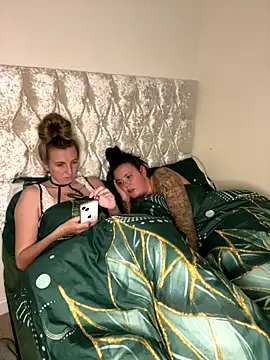 Charsworld online show from November 20, 5:45 pm