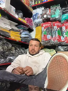 sebastiann0  online show from April 5, 3:53 pm