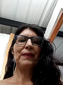 Snapshot of swity_foster chatting on September 11, 12:38 pm swity foster online show from September 11, 12:38 pm