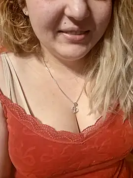 qSensi online show from February 20, 8:53 pm