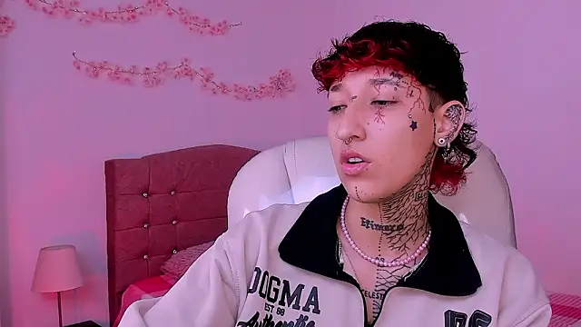 Luci Rose online show from February 23, 1:30 pm