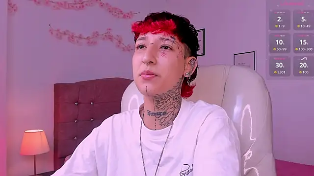 Luci Rose online show from July 17, 12:17 am