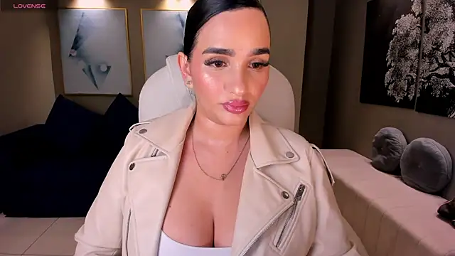 Snapshot of NovaSpencer chatting on October 14, 12:28 pm NovaSpencer online show from October 14, 12:28 pm