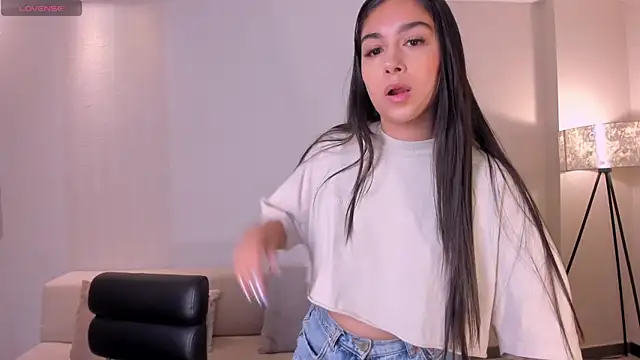 Snapshot of VeronicaBlue chatting on September 25, 10:41 am VeronicaBlue online show from September 25, 10:41 am