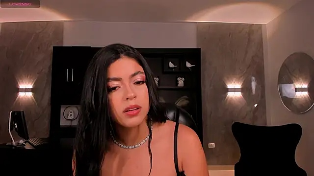 Snapshot of NataliaGaret chatting on March 29, 2:22 am NataliaGaret online show from March 29, 2:22 am
