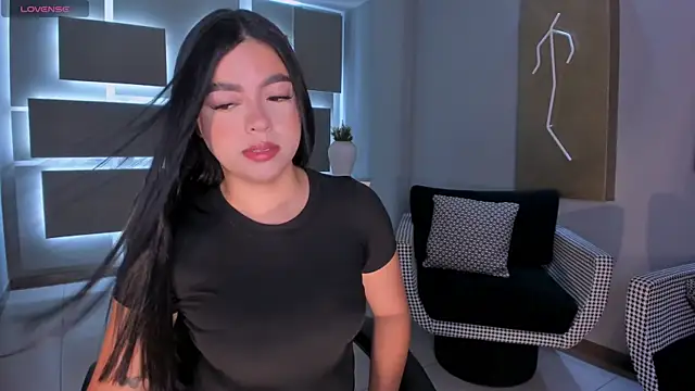 Snapshot of NataliaGaret chatting on April 9, 9:58 am NataliaGaret online show from April 9, 9:58 am