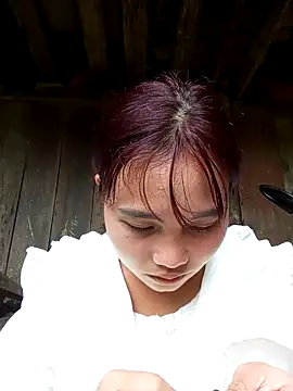 Snapshot of EllyBaby20 chatting on October 14, 2:01 am EllyBaby20 online show from October 14, 2:01 am