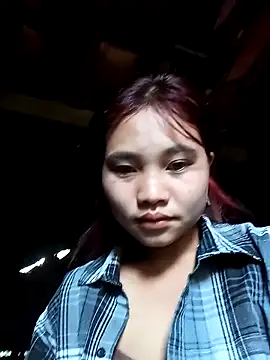 Snapshot of EllyBaby20 chatting on October 18, 12:24 am EllyBaby20 online show from October 18, 12:24 am