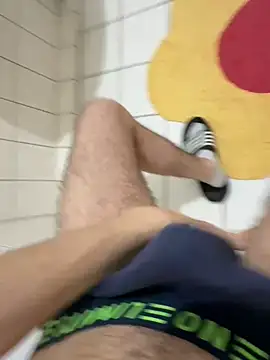 Snapshot of Dicksxd chatting on September 27, 5:56 am Dicksxd online show from September 27, 5:56 am