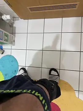 Snapshot of Dicksxd chatting on October 19, 8:15 am Dicksxd online show from October 19, 8:15 am