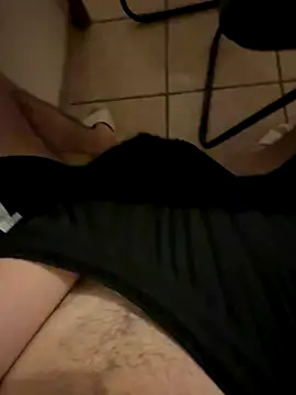 Snapshot of Dicksxd chatting on October 19, 8:31 pm Dicksxd online show from October 19, 8:31 pm