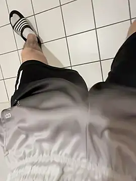 Snapshot of Dicksxd chatting on February 14, 1:41 pm Dicksxd online show from February 14, 1:41 pm