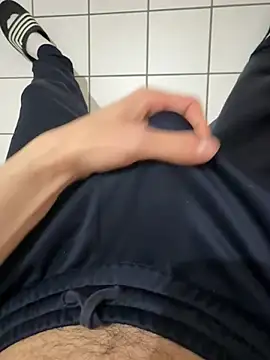 Snapshot of Dicksxd chatting on March 26, 8:58 pm Dicksxd online show from March 26, 8:58 pm