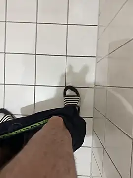 Snapshot of Dicksxd chatting on March 28, 3:22 pm Dicksxd online show from March 28, 3:22 pm