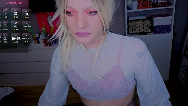 Snapshot of Kkkylie chatting on March 5, 2:40 am Kkkylie online show from March 5, 2:40 am