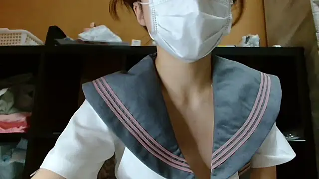 Snapshot of natsumiii chatting on September 16, 1:01 pm natsumiii online show from September 16, 1:01 pm
