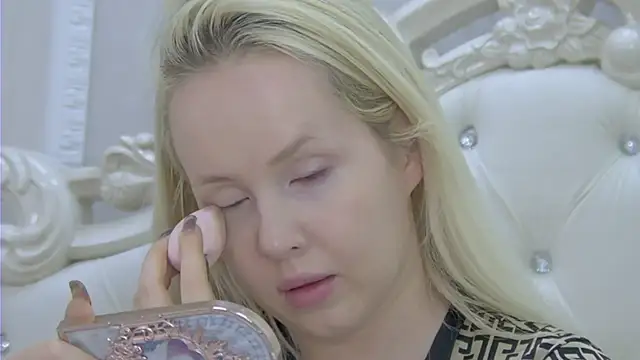 EllieFrosty  online show from March 21, 6:33 pm