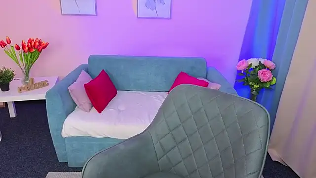 Snapshot of evafolver chatting on November 23, 7:30 am evafolver online show from November 23, 7:30 am