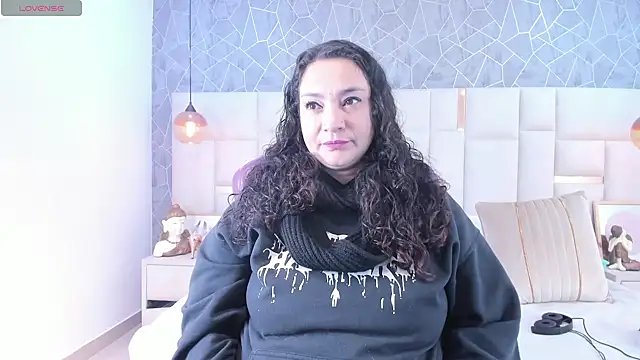 Snapshot of _im_alaya chatting on September 19, 4:36 am im alaya online show from September 19, 4:36 am